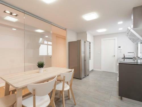 Apartamento Housingcoru�a Juan Florez