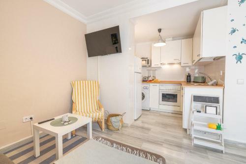 Swim N Rest Apartment With Pool