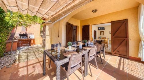 Costacabana - Villa Amalia