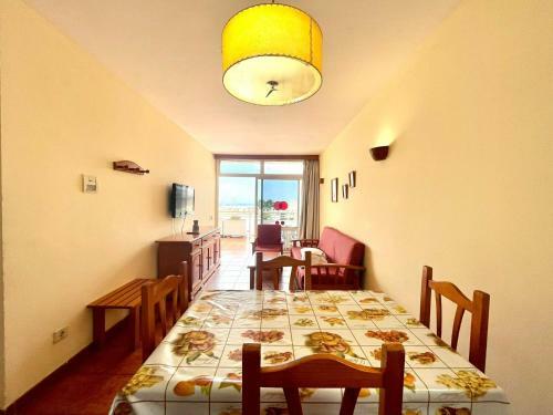 Apartamento De Un Dormitorio Con Wifi Y Piscina, Junto Al Mar