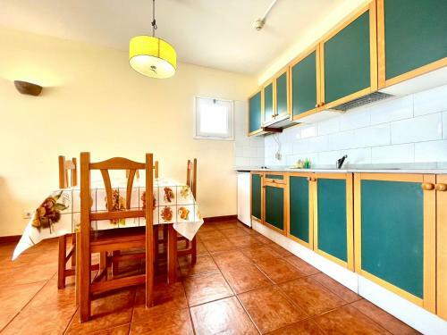 Apartamento De Un Dormitorio Con Wifi Y Piscina, Junto Al Mar