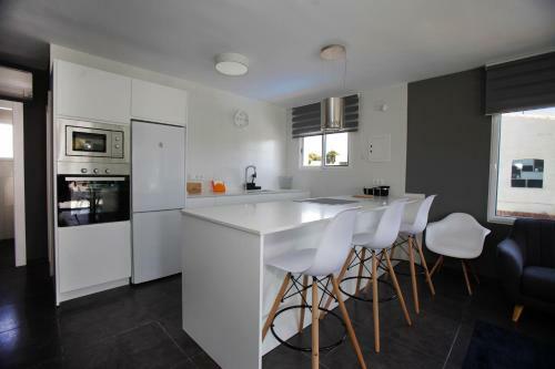 Villa Graham Holiday Rentals - L Andrago