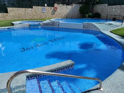 Lovely Apartment With Pool View