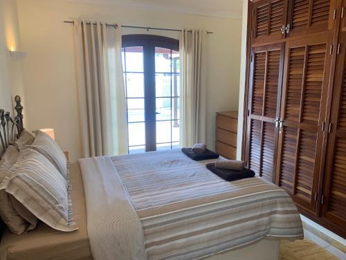 Beautiful 2 Bed, 2 Bath Detached Villa With Private Pool In A Very Relaxed Area.