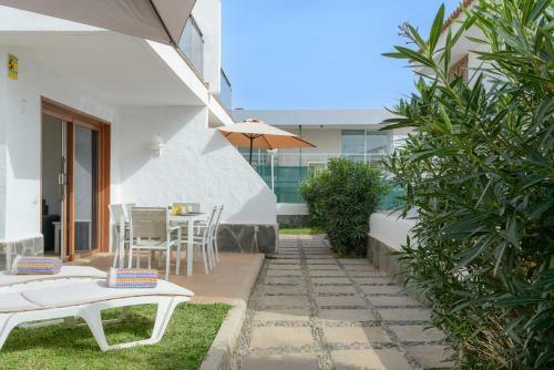 Apartamento Bonito Bungalow Con Piscina Junto A La Playa