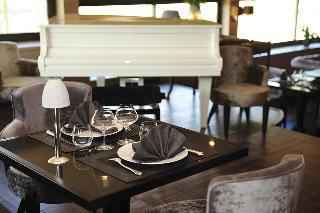 Hotel Le Domaine Chateau Du Faucon