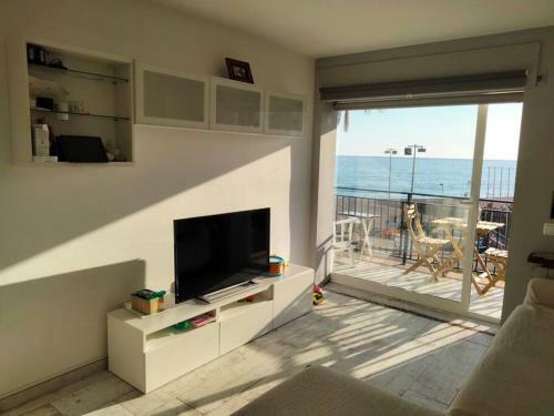 Apartamento San Pol De Mar Primera L�nea Con Parking