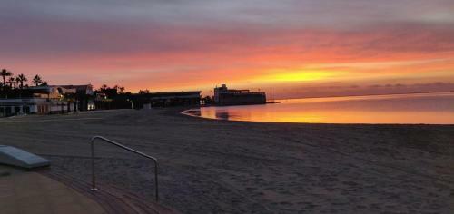 Townhouse 300 Meters From Beach