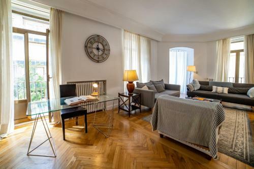 La Concha Cozy Balcony Apartment By Cisan Rentals