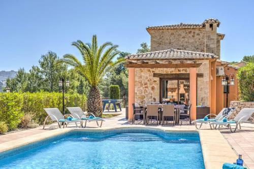 Villa Cambra By Villa Plus