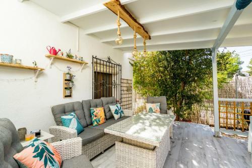 Villa Casa Paulina, 3 Bedroom, Shared Pool, Moraira