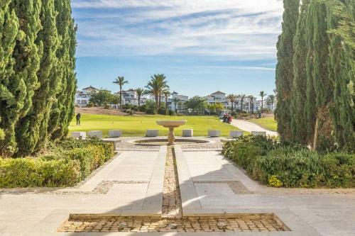 Villa With Hot Tub And Private Pool - Pa9lt