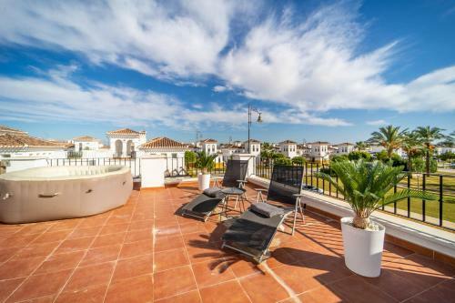 Villa With Hot Tub And Private Pool - Pa9lt