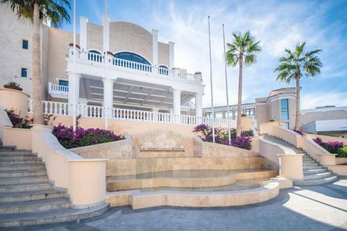 Villa With Hot Tub And Private Pool - Pa9lt