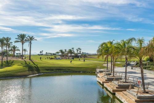 2 Bedroom Apartment With Stunning Views Central Location - An1221lt