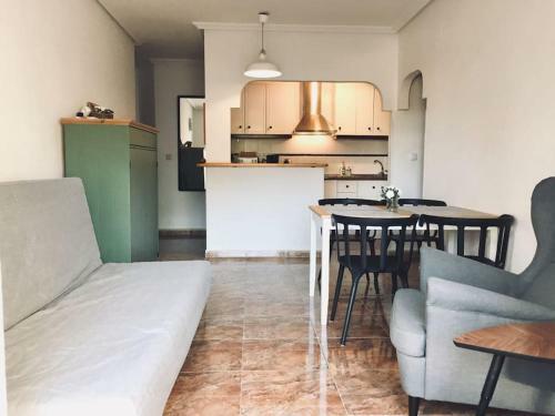 Apartment Near La Mata Beach