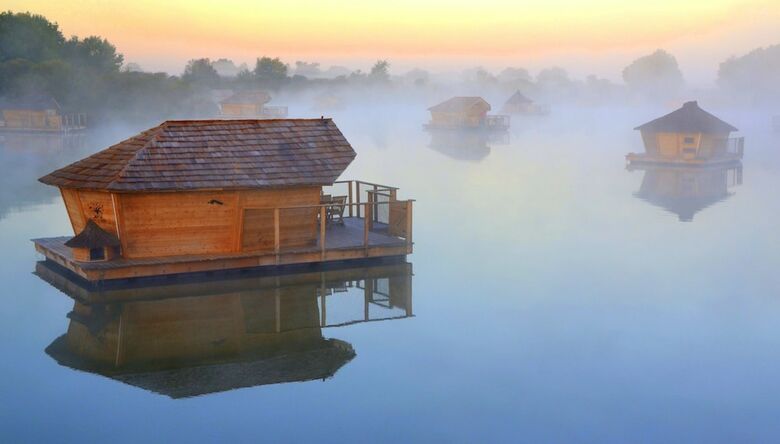 Lodge Village Flottant De Pressac