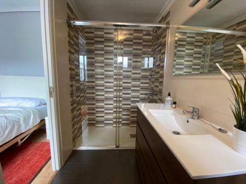 Apartamento Piso Centro 4habitaciones Garaje Rosal�a De Castro