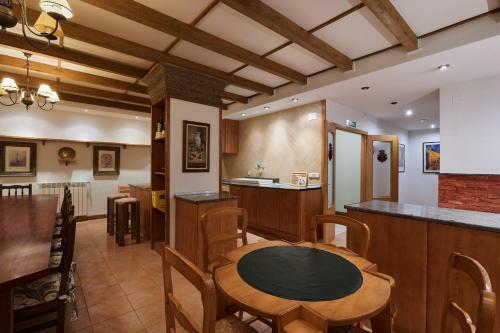 Tuapartamento - Casa En Pantano De Yesa