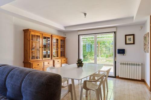 Tuapartamento - Casa En Pantano De Yesa