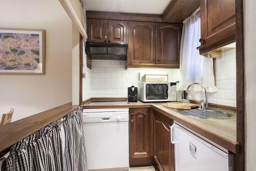 Luderna - Apartamento Tanau A2 Esquir�s 2