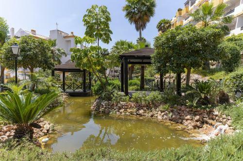 100 - Modern 2 Bed Luxury Golf Apartment In Mijas