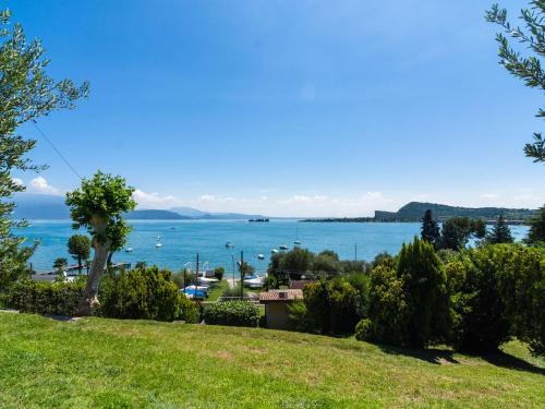 Apartment Linda Manerba Del Garda