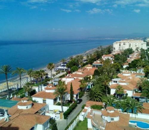 Apartamento Lovely Appartament 100mts From The Sea