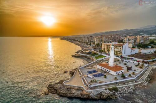 Apartamento Lovely Appartament 100mts From The Sea