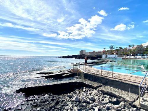 Apartment With Pool View, Wifi En Costa Del Silencio