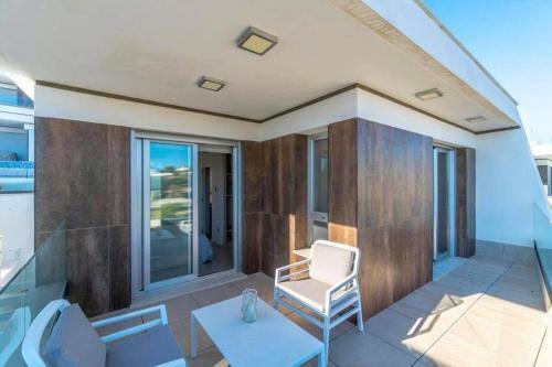 Stunning New Build 3 Bed Villa With Private Pool
