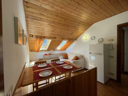 Apartamento 074 Bilocale Mansarda, Giustino