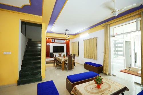 Boutique Indian Home Stay - Bed & Breakfast