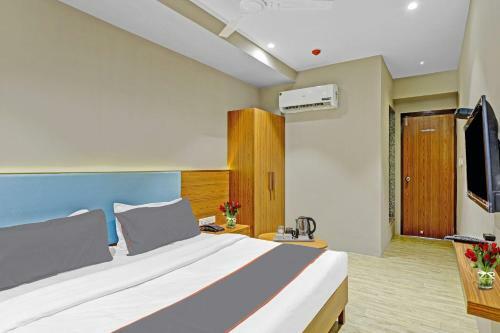 Collection O 90870 Hotel Kiran Inn