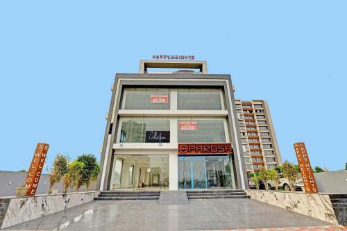 Collection O 90870 Hotel Kiran Inn