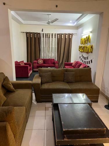 Hostal S.m Luxury Guest House
