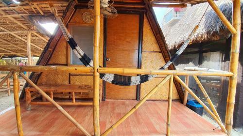 Hostal Calatagan's Bahay Kubo