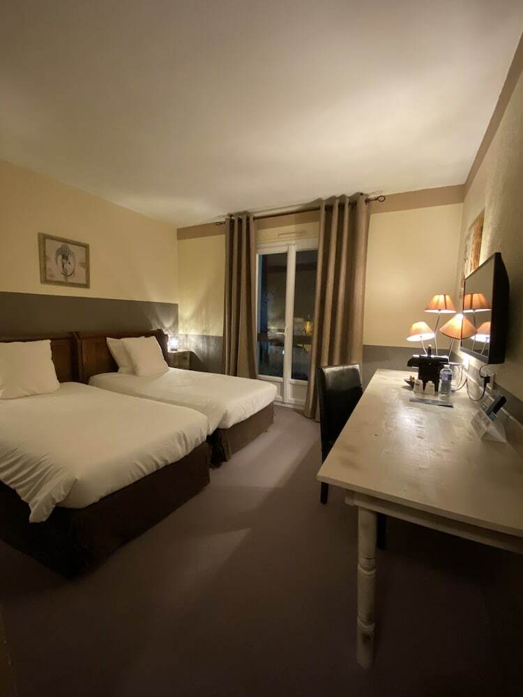 Inter-hotel M�di�val