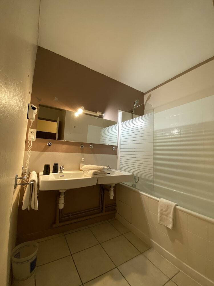 Inter-hotel M�di�val