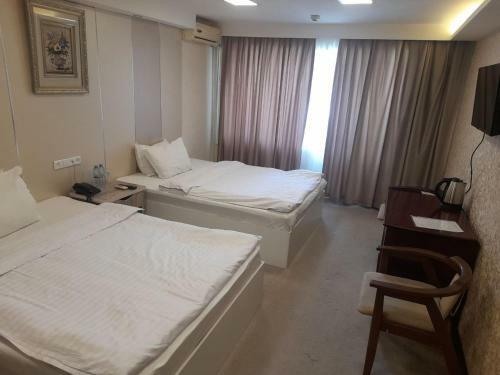 Sayohat Hotel
