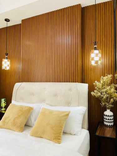 Apartamento Lou Condo Rentals