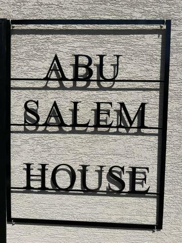 Hostal Abu Salem House Guest House