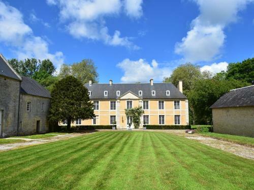 Castle La Grange Du Chateau Lantheuil