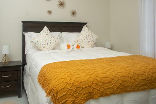 Luxury Overlooking Puerto Seco Beach @camelot