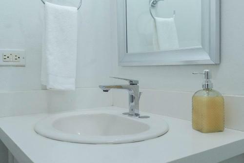 Apartamento Luxury 2 Bedroom 2 Bathroom City Oasis