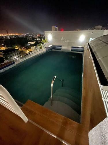 New Kingston Oasis-immaculate 2 Bedroom Apartment