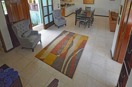 Villa Fernando Chillin Old Fort Bay