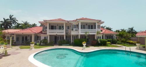 Jamaica Extended Stay / Golf Veiw Villa