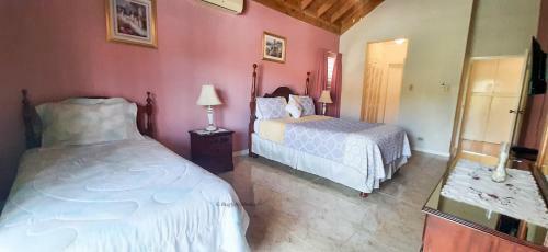 Jamaica Extended Stay / Golf Veiw Villa