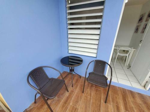 Central Location Apartment With Wifi + AC